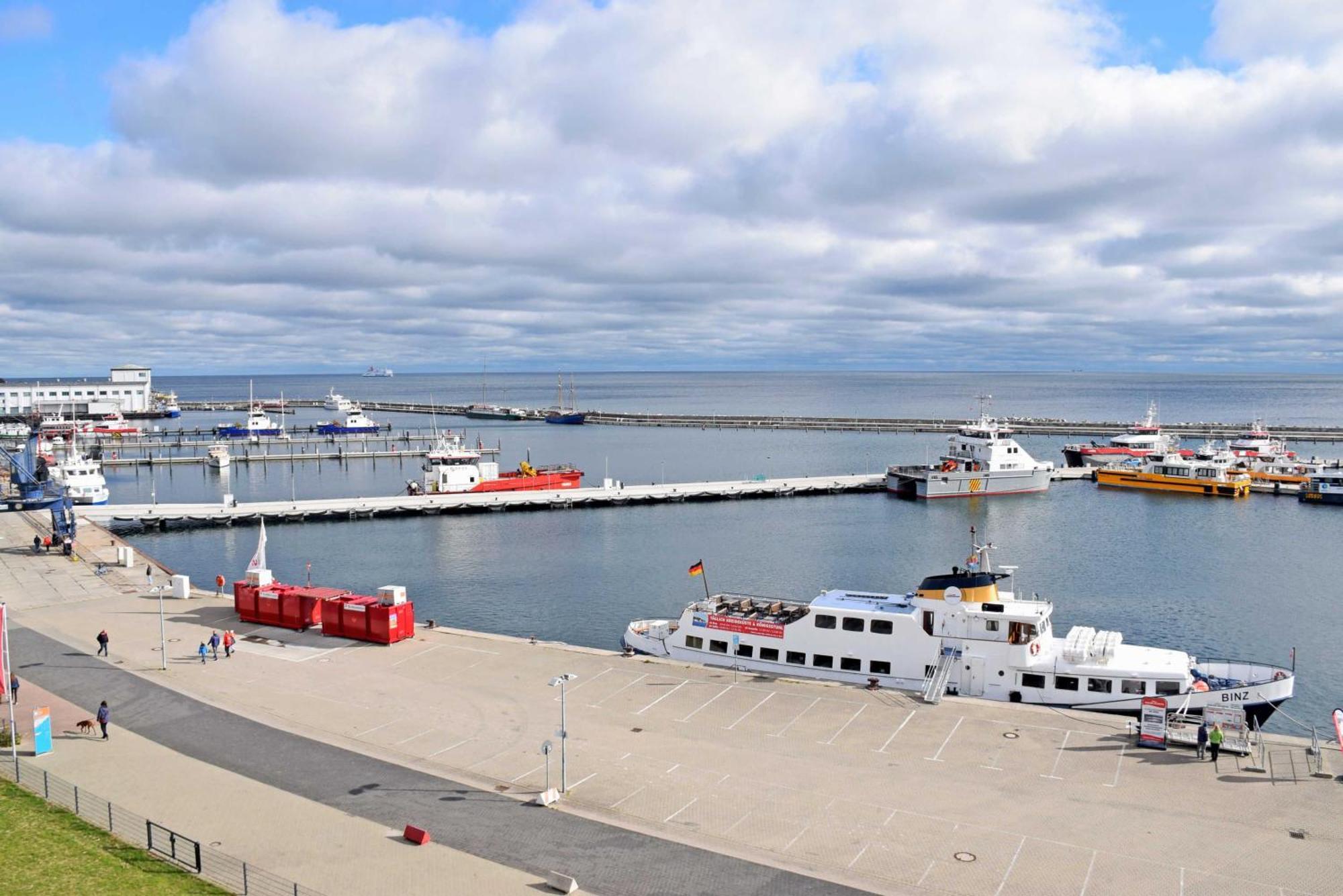 Schoene Ferienwohnungen In Sassnit Sassnitz Bagian luar foto